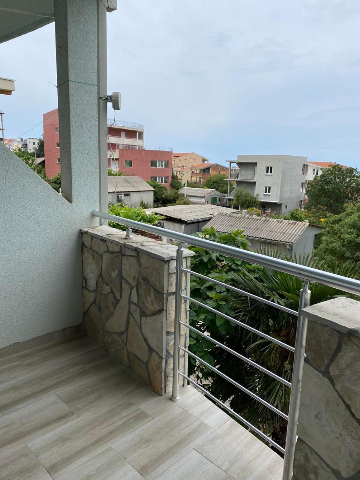 Apartments Vila Kurtagic Dobra Voda Phòng bức ảnh