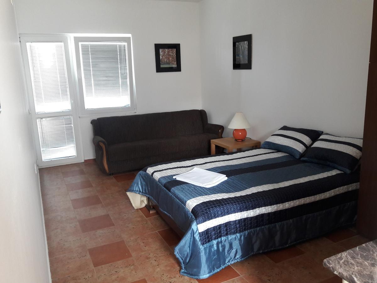 Apartments Vila Kurtagic Dobra Voda Ngoại thất bức ảnh